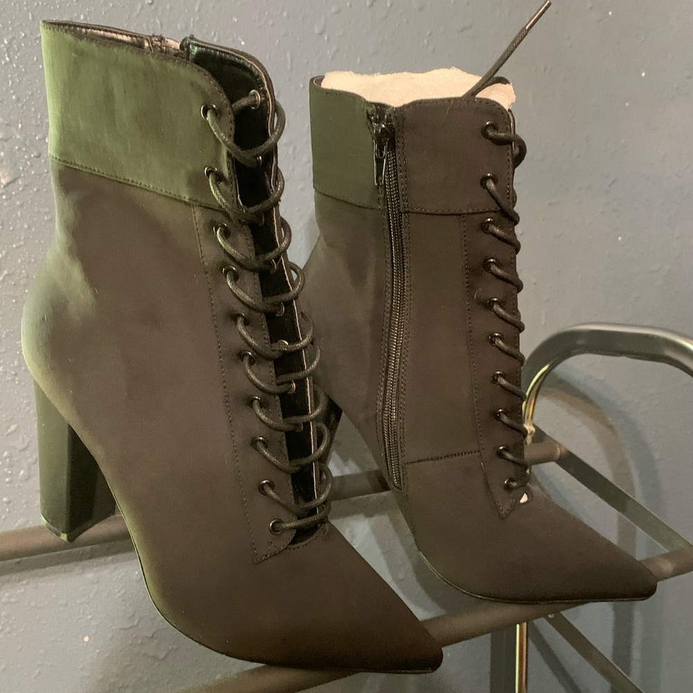 Black heeled booties